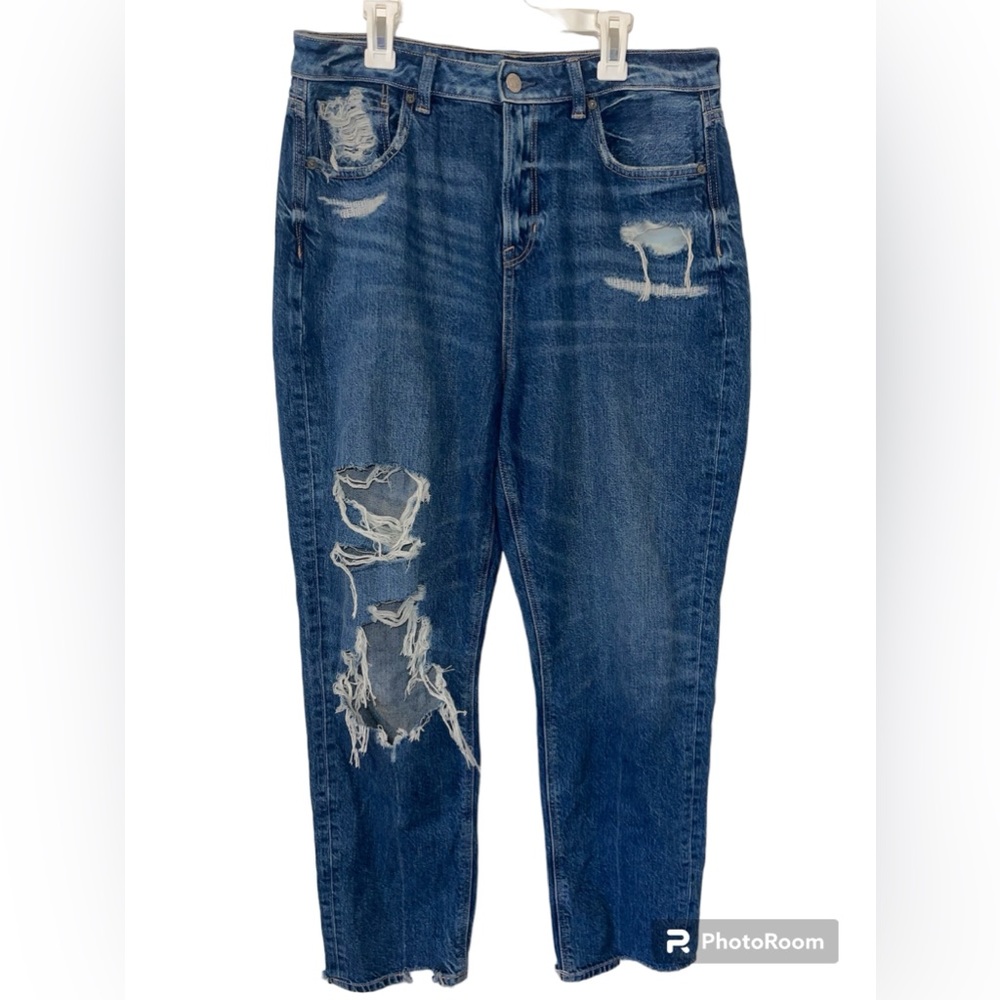 American Eagle Mom Jeans